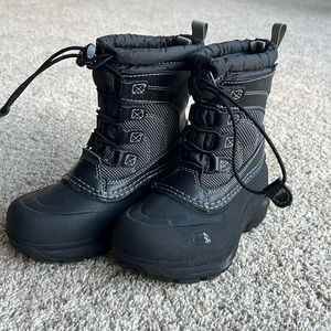 Toddler North Face snow boots